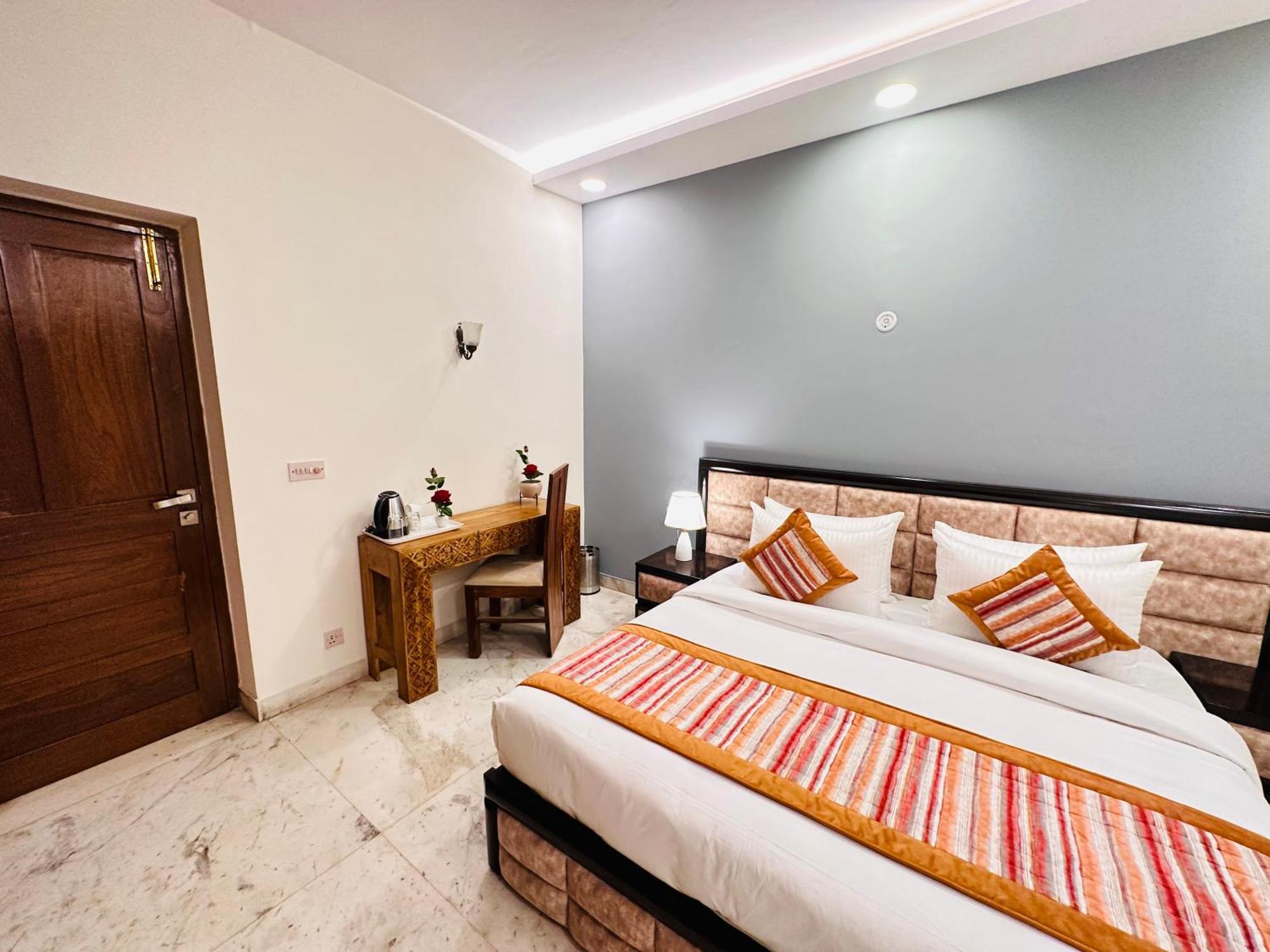 Hotel Grove Residency Hauz Khas New Delhi Couple Friendly Exterior foto
