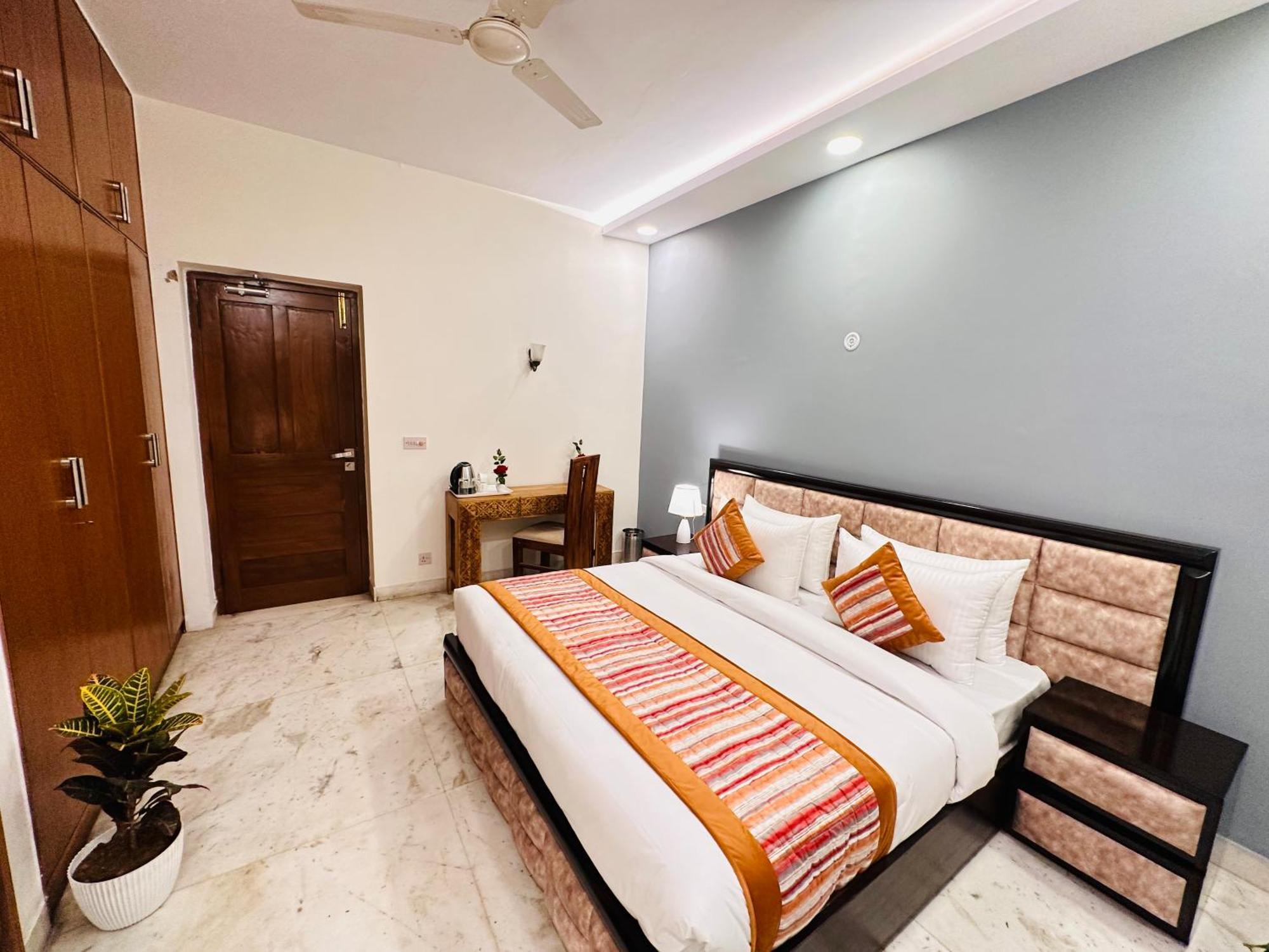 Hotel Grove Residency Hauz Khas New Delhi Couple Friendly Exterior foto